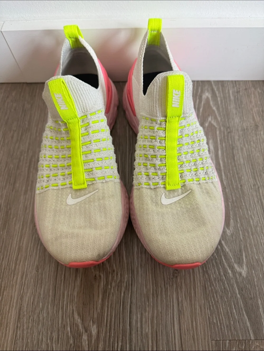 Nike Women’s React Phantom Flyknit